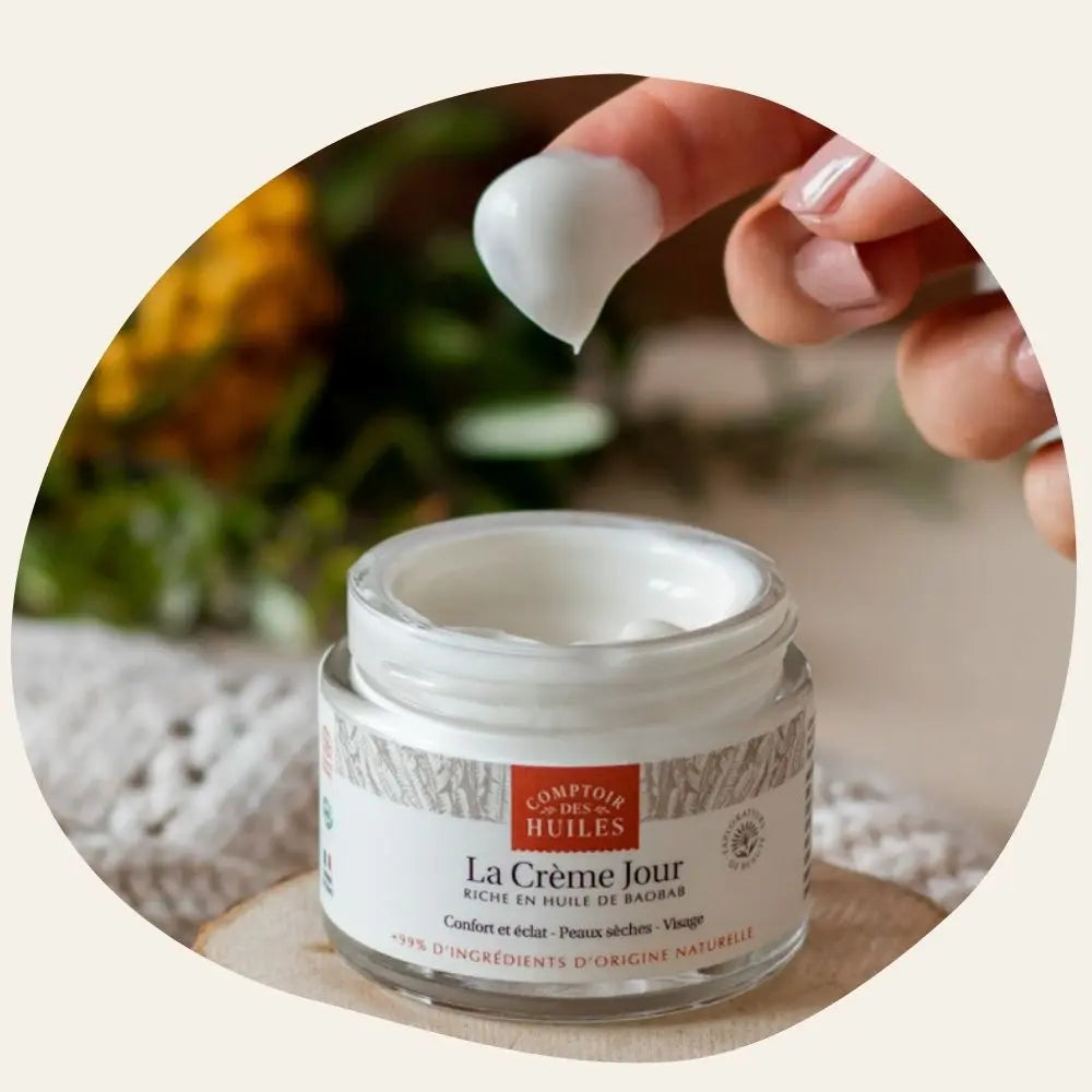 Pot de crème visage bio nourrissante pour peaux sèches